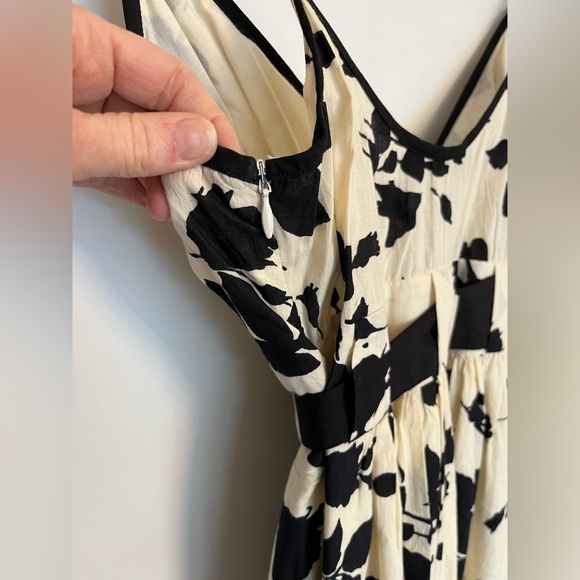 Tango Mango Black White Floral Maxi Dress with Waist Tie Size Medium - Picture 4 of 6